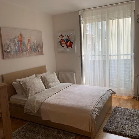 Downtown Apartment Novi Sad Exteriör bild