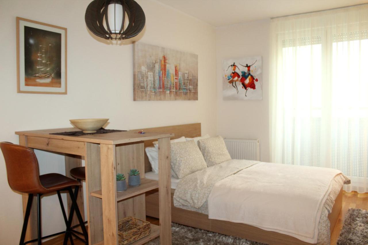 Downtown Apartment Novi Sad Exteriör bild
