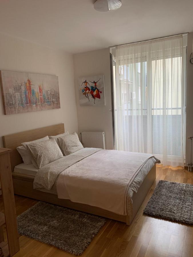 Downtown Apartment Novi Sad Exteriör bild